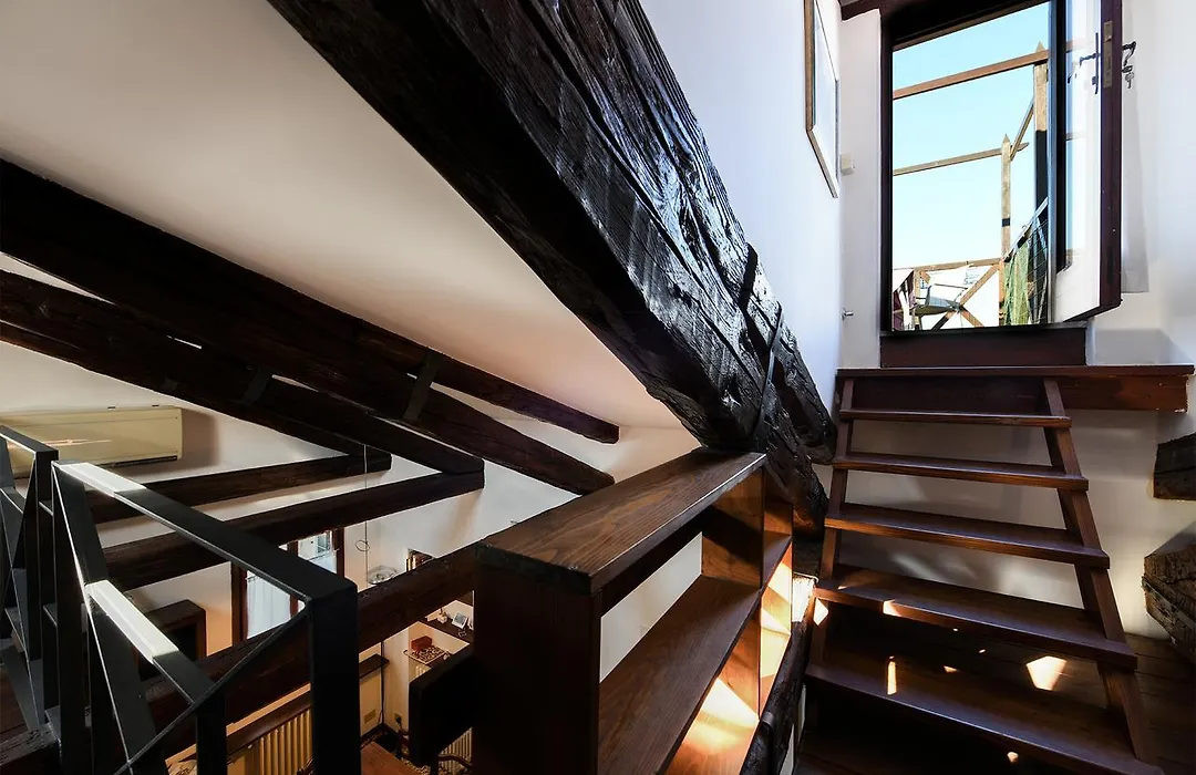 Rialto Apartment-1